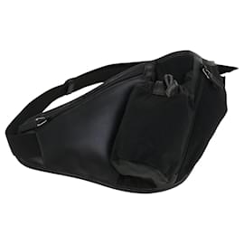 Gucci-GUCCI Waist Bag Nylon Leather Black Auth ki2883-Black