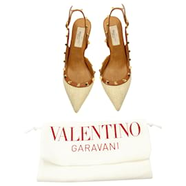 Valentino Garavani-Valentino Garavani Rockstud Leather Trimmed Slingback Heels in Beige Raffia-Beige