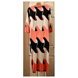 Diane Von Furstenberg-DvF Saihana maxi vestido de seda em design de onda-Multicor