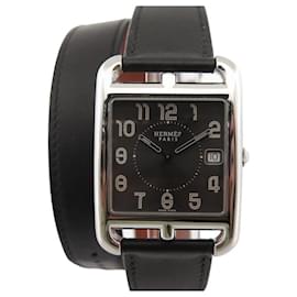 Hermès-Hermès Cape Cod CC watch1.810 gmt 46 MM lined TOWER STEEL WATCH-Silvery
