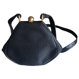 CHANEL Borse T.  silk Nero
