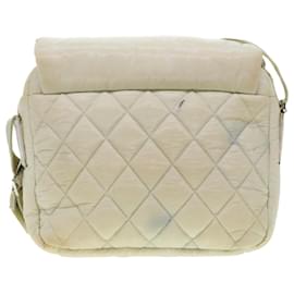 Chanel-CHANEL Matelasse Shoulder Bag Patent leather White CC Auth bs5109-White