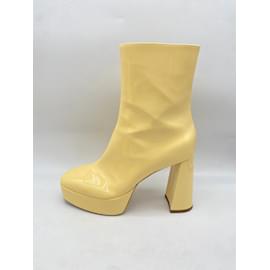 Autre Marque-BETTINA VERMILLON  Boots T.EU 39 Leather-Yellow