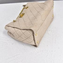 Chanel-Reissue Quilted Caviar Chain Tote Bag-Beige