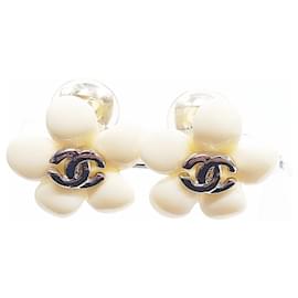 Chanel-*Chanel Coco Mark Blumenohrringe-Weiß