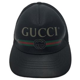 **Gorra de cuero negro Gucci Negro
