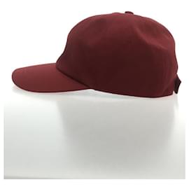 Gucci-**Boné de algodão vermelho Gucci-Vermelho