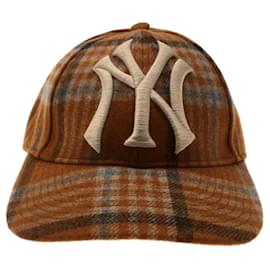 Gucci-**Boné de Lã Laranja Gucci-Laranja