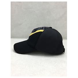 Fendi-** Boné Fendi Multicolor Beisebol-Multicor