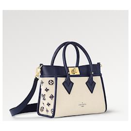 Louis Vuitton-LV ON My Side PM new-Blue