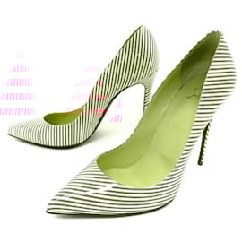 Christian Louboutin-NEW CHRISTIAN LOUBOUTIN PIGALLE FOLLIE SHOES 40 Patent leather pumps-Other