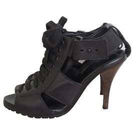 Burberry Black Leather Sandals 37 Black