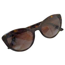 prada cat eye style sunglasses Dark brown