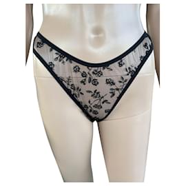 Agent Provocateur Intimates Black