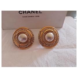 Chanel-Earrings-Multiple colors