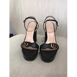 Gucci-GUCCI Sandali T.Unione Europea 40.5 vacchetta-Nero