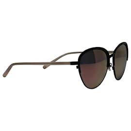 Linda Farrow-Linda Farrow Cat-Eye Sunglasses in Black and Gold Metal Frame -Black