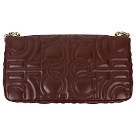 Salvatore Ferragamo-Salvatore Ferragamo Quilted Gancini Wallet-On-Chain Bag in Burgundy Leather-Dark red