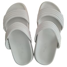 Alaïa Leather Mules White White