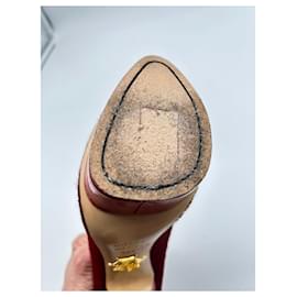 Christian Louboutin-CHRISTIAN LOUBOUTIN  Heels EU 37.5 Patent leather-Beige