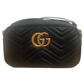 Gucci Acolchoado GG MARMONT Preto