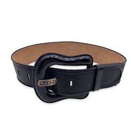 Fendi-Black Leather B Buckle Wide Belt Patent Leather Size 75/30-Black