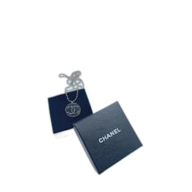 Chanel-Silver-Toned Chanel CC Necklace-Silvery