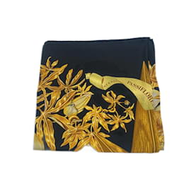 Hermès-Black And Gold Silk Hermes Scarf-Black