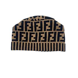 Fendi-Beige Fabric Fendi Hat-Beige
