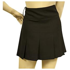 Burberry-Burberry Black Woolen Pleated Mini Length Skirt size UK 8, US 6-Black