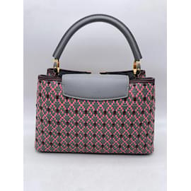 Louis Vuitton-LOUIS VUITTON  Handbags T.  Leather-Grey