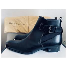 ZAPATOS LOUIS VUITTON BOTAS IDOLE 39.5 BOTAS DE LONA DE PIEL CON MONOGRAMA  Castaño Cuero ref.496743 - Joli Closet