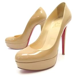 Christian Louboutin-CHRISTIAN LOUBOUTIN BIANCA PUMPS 38 PATENT LEATHER NUDE SHOES-Beige