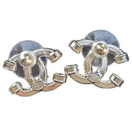 Pendientes Chanel Comets en oro blanco plateado Plata