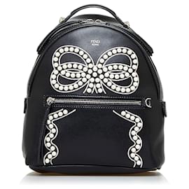 Fendi-Fendi Black By The Way Backpack-Black