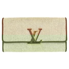 Louis Vuitton-Louis Vuitton Capucines-Beige