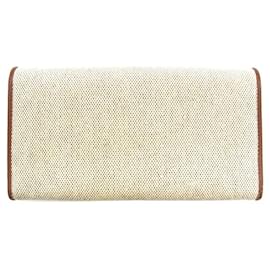 Louis Vuitton-Louis Vuitton Capucines-Beige