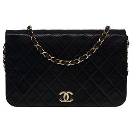 CHANEL full flap shoulder bag in black leather - 100596 Black