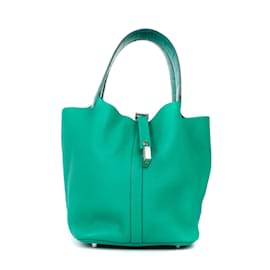 Hermès-HERMES  Handbags T.  Leather-Green