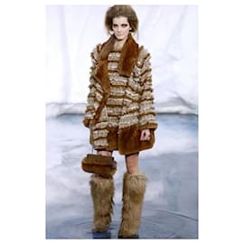 Chanel-CHANEL Fall 2010 Robe en tweed et fausse fourrure-Marron