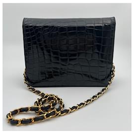 Chanel-Klassische Chanel-Tasche aus schwarzem Krokodil-Schwarz