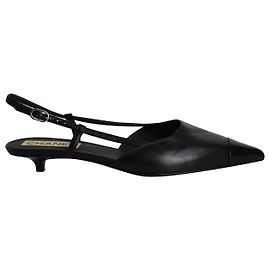 Décolleté Slingback con logo Chanel CC in pelle nera Nero