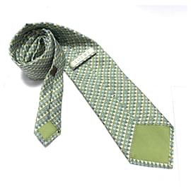 Loewe-Loewe-Green