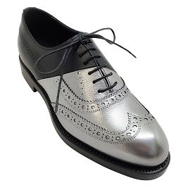 Pierre Hardy Plata / Oxfords negros con punta de ala brogue Plata