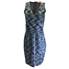 Missoni-Missoni Blue Multi Chevron Patterned Sleeveless V-Neck Knit Dress-Blue