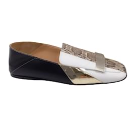 Sergio Rossi-Sergio Rossi Gold Multi Logo Plaque Embellished Slip-On Leather Loafers-Multiple colors