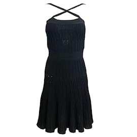 Chanel-Vestido con falda plisada de canalé negro de Chanel-Negro