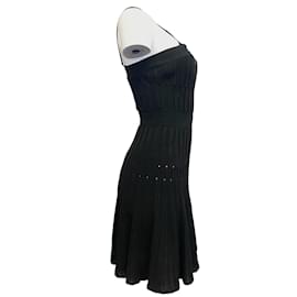 Chanel-Vestido con falda plisada de canalé negro de Chanel-Negro