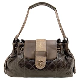 Chanel-Chanel 2012 Brown Leather Quilted Bindi Shoulder Bag with Stingray Flap-Golden