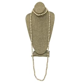 Chanel-Chanel Creme Vintage 1981 Klassische extra lange klobige Perlenkette-Beige